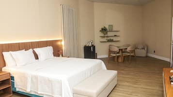 Presidential Studio Suite | In-room safe, free WiFi, bed sheets