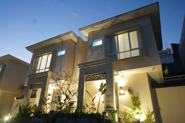 Bagian depan properti
