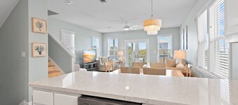 Toes In The Water on 30a!  4-bed directly on 30a!  Steps to pool and beach.