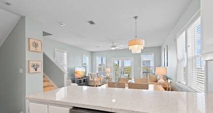Toes In The Water on 30a! 4-bed directly on 30a! Steps to pool and beach.