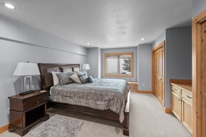4 bedrooms, iron/ironing board, travel crib, WiFi