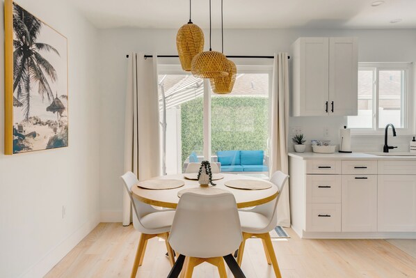 تناول الطعام