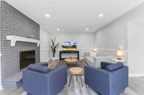 Chic 4BR Escape w/ Game Room – LCP Collection