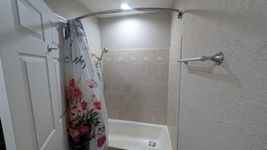 Towels, soap, shampoo, toilet paper
