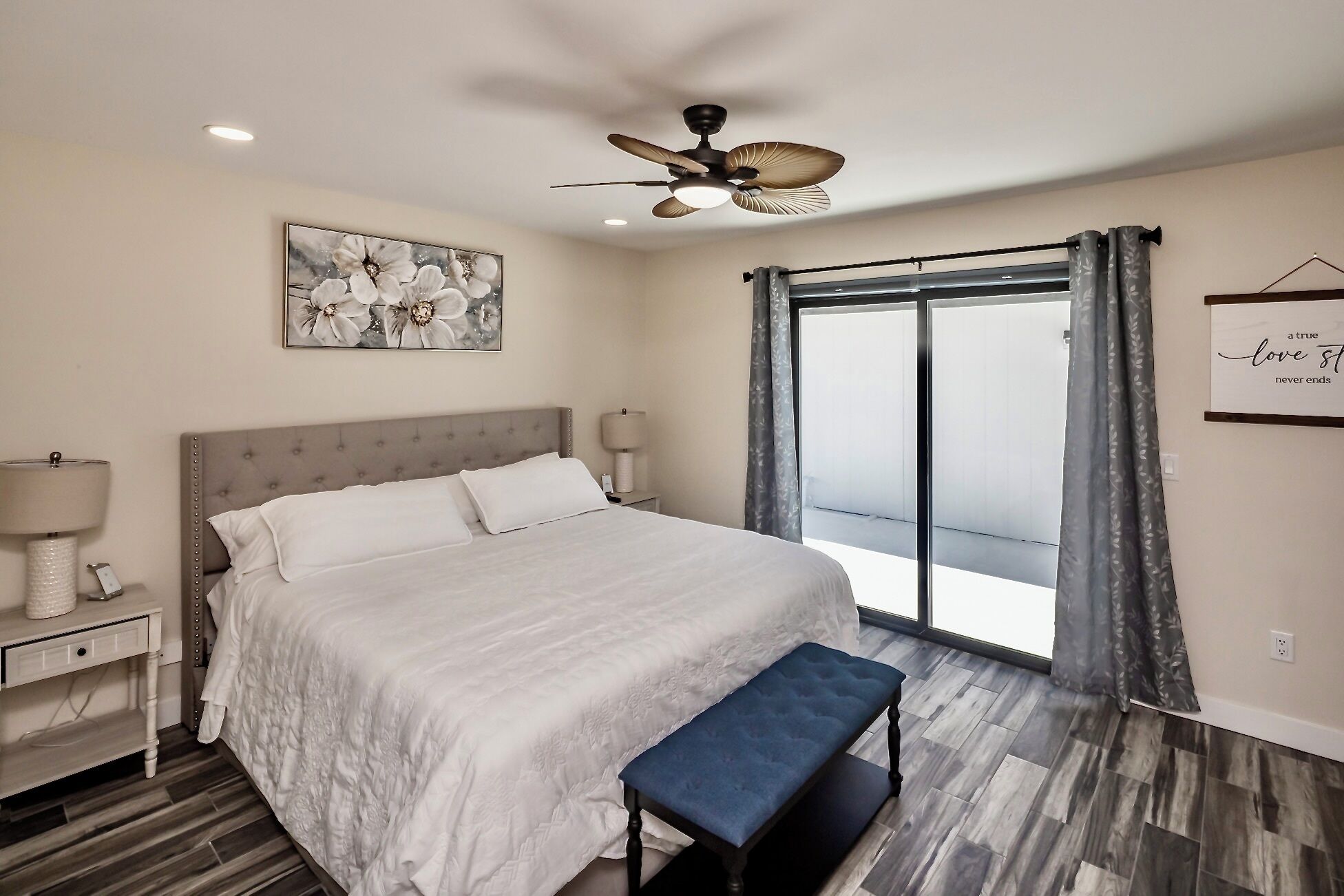 4 bedrooms, iron/ironing board, WiFi, bed sheets