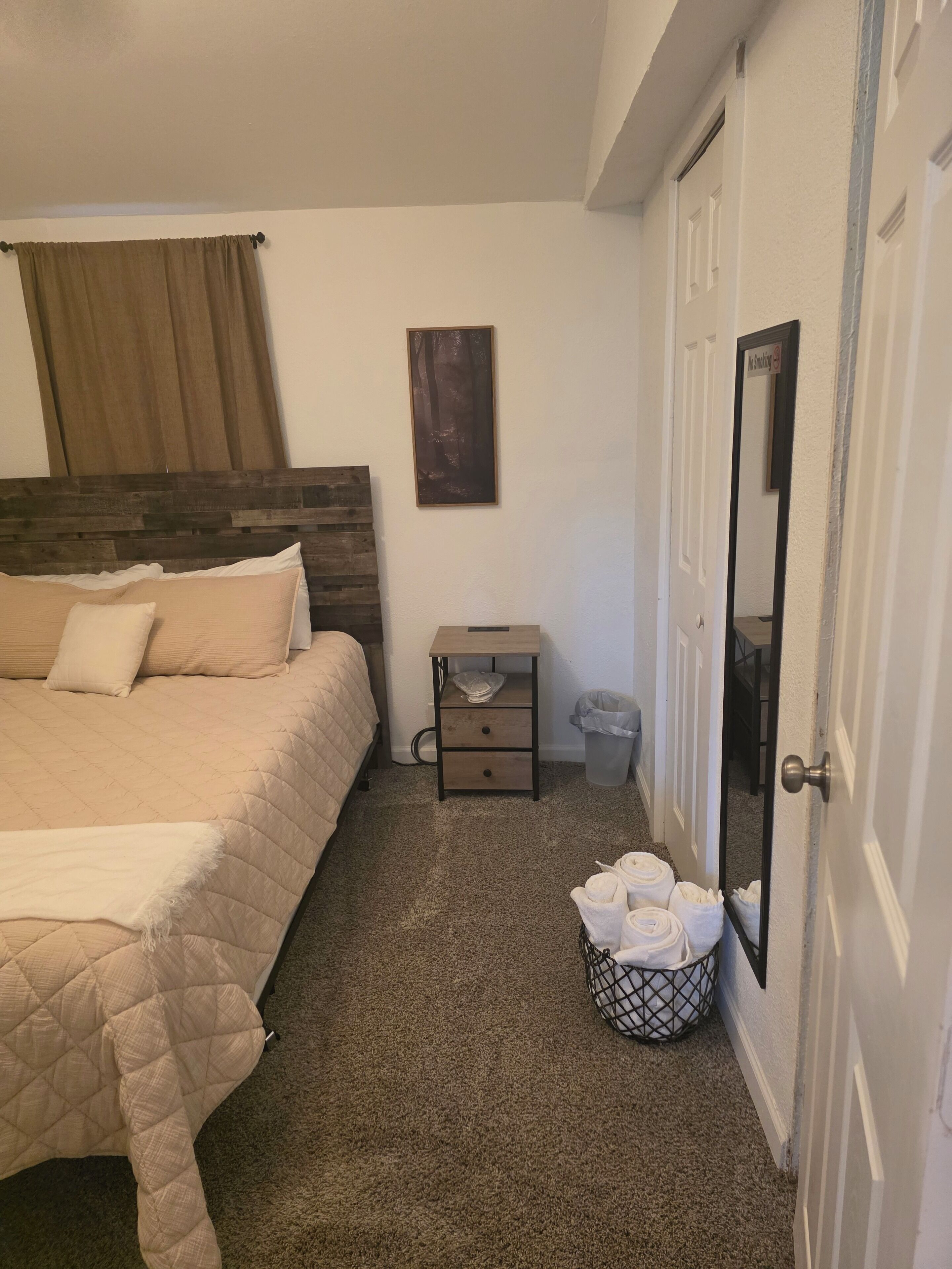 2 sovrum, strykjärn/strykbräda, wi-fi och sängkläder