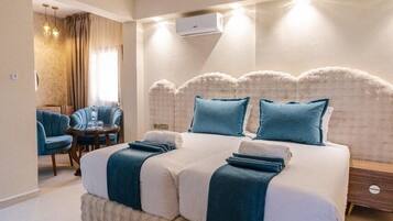 In-room safe, desk, laptop workspace, free WiFi