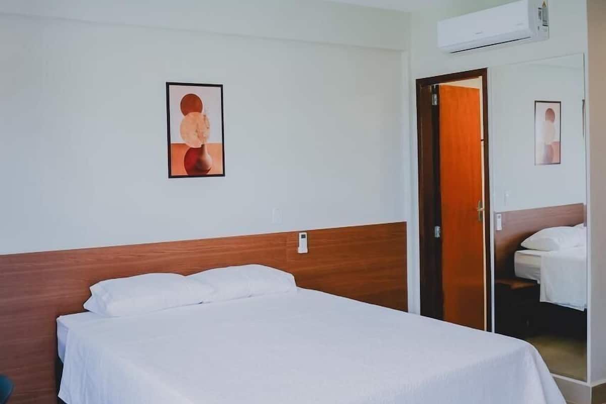 Desk, laptop workspace, iron/ironing board, free WiFi