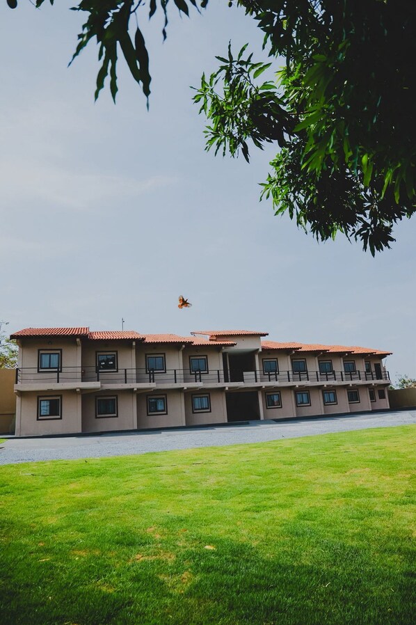 Comfort Studio | Exterior