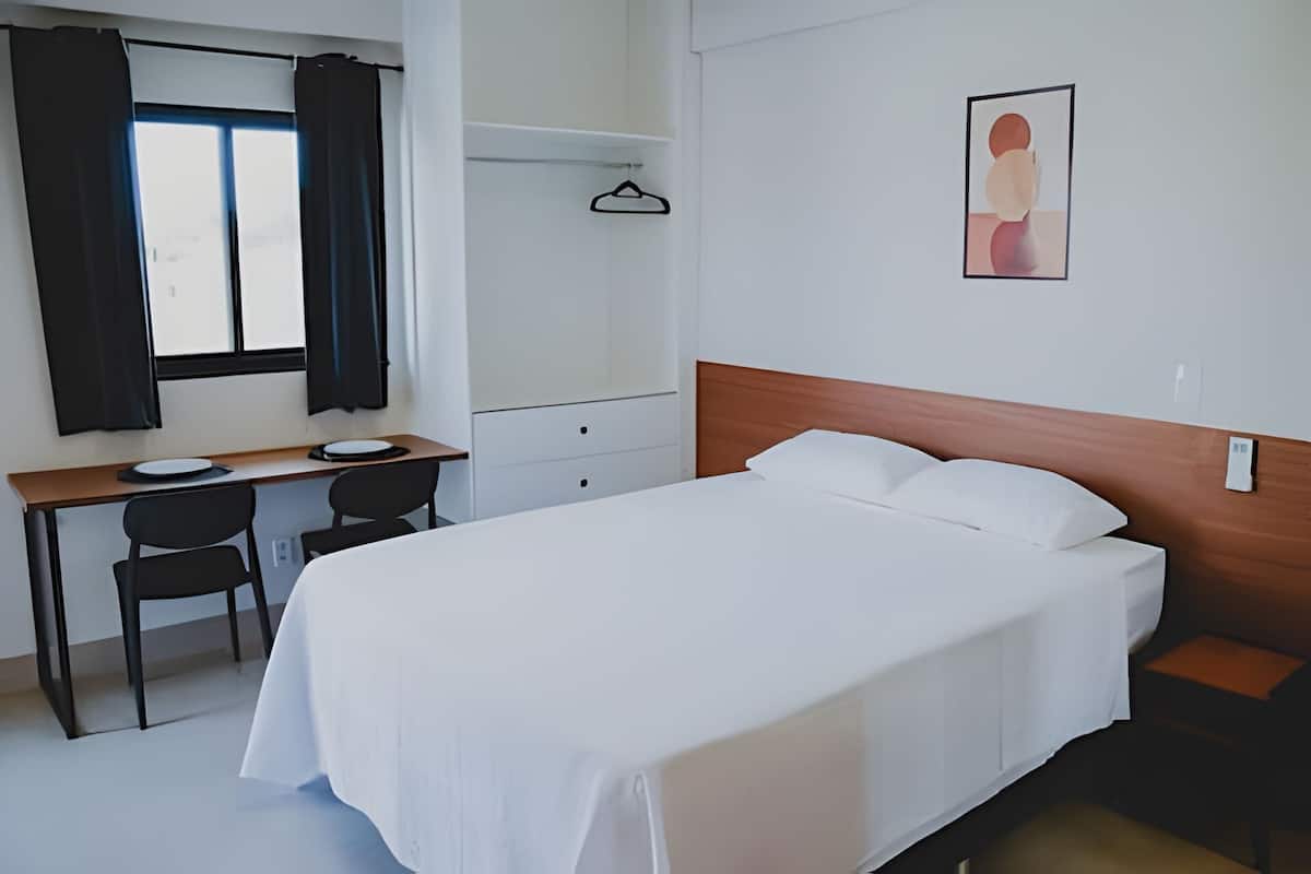 Desk, laptop workspace, iron/ironing board, free WiFi