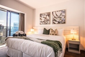 3 Schlafzimmer, Schreibtisch, Bügeleisen/Bügelbrett, kostenloses WLAN