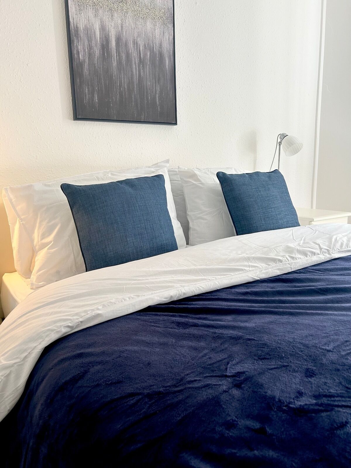 2 bedrooms, internet