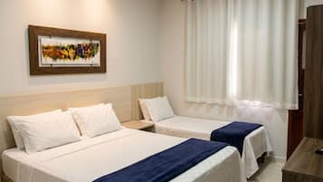 Kamar Keluarga | Minibar, meja kerja, Wi-Fi gratis, dan seprai linen
