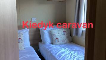 3 bedrooms, individually decorated, individually furnished, free WiFi