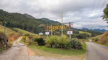 Fachada de la propiedad