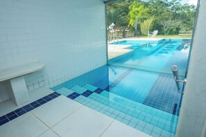 Steam room 