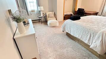 2 bedrooms, desk, iron/ironing board, free WiFi