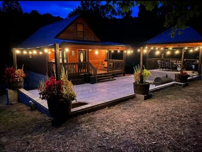 LAKE HAVEN  Rustic Cabin in Historic Jamestown TN, Lake Access!