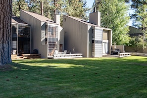 Property grounds - Black Butte Ranch Country House 62 (Sisters)