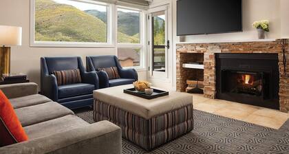 Charming 1-bedroom 2 bath villa in beautiful Vail. Sleeps up to 6.