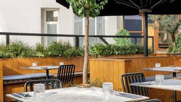 Restauration extérieure