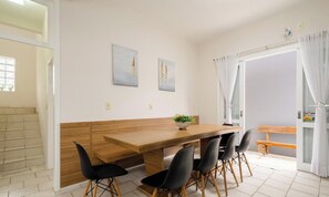 Departamento básico | Restaurantes