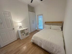 2 chambres, fer et planche à repasser, Wi-Fi, draps fournis