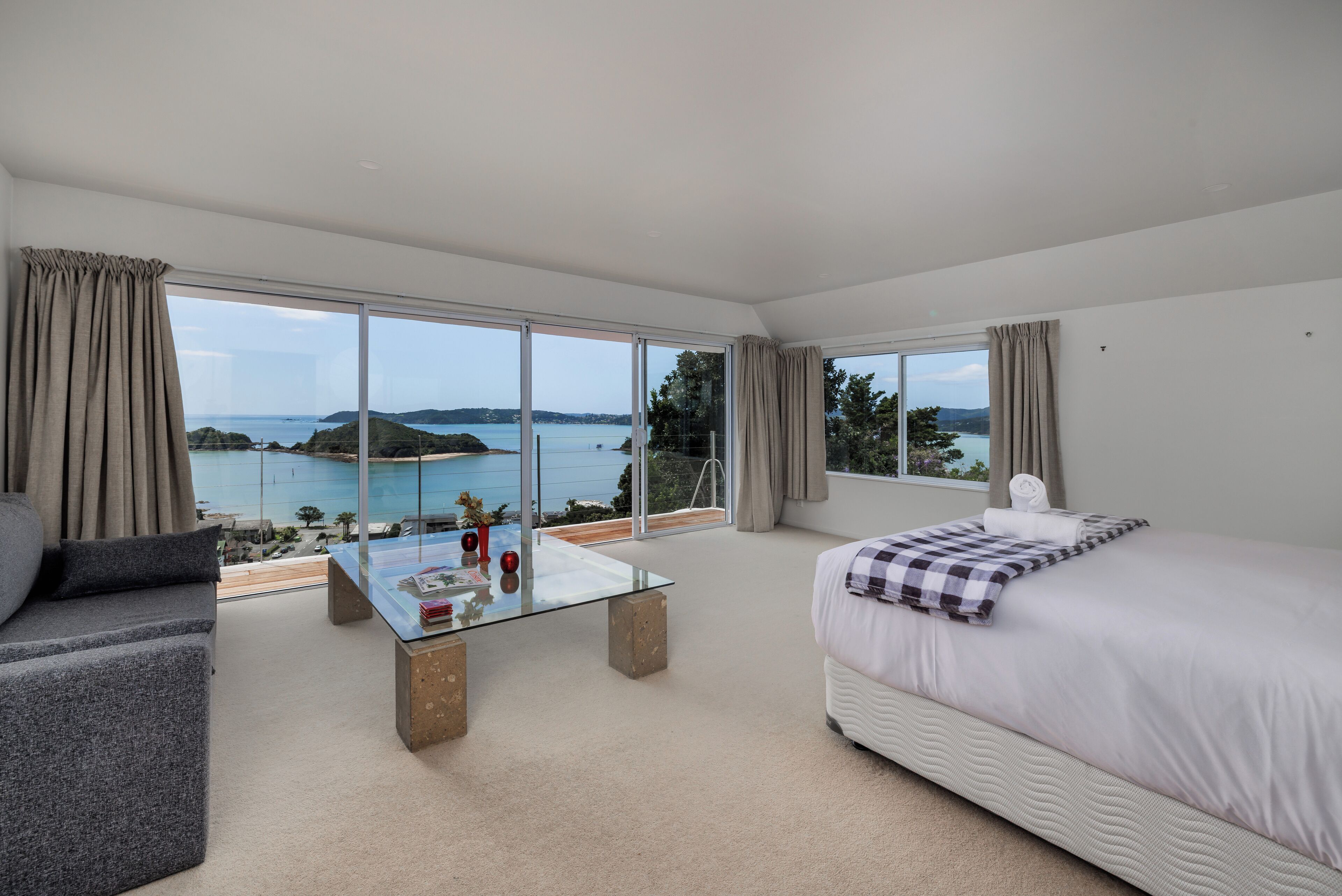 4 bedrooms, WiFi, bed sheets