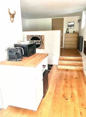 Interior - Cosy self-contained studio - Downtown/Faculty (Nantes)