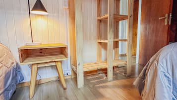 Twin Room, Courtyard View | Ruang kerja komputer riba, Wi-fi percuma