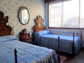 2 makuuhuonetta, silitysrauta/-lauta, Wi-Fi, vuodevaatteet