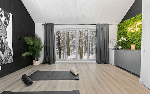 Luxury mini-chalets to disconnect for two with a private spa nestled in the hear