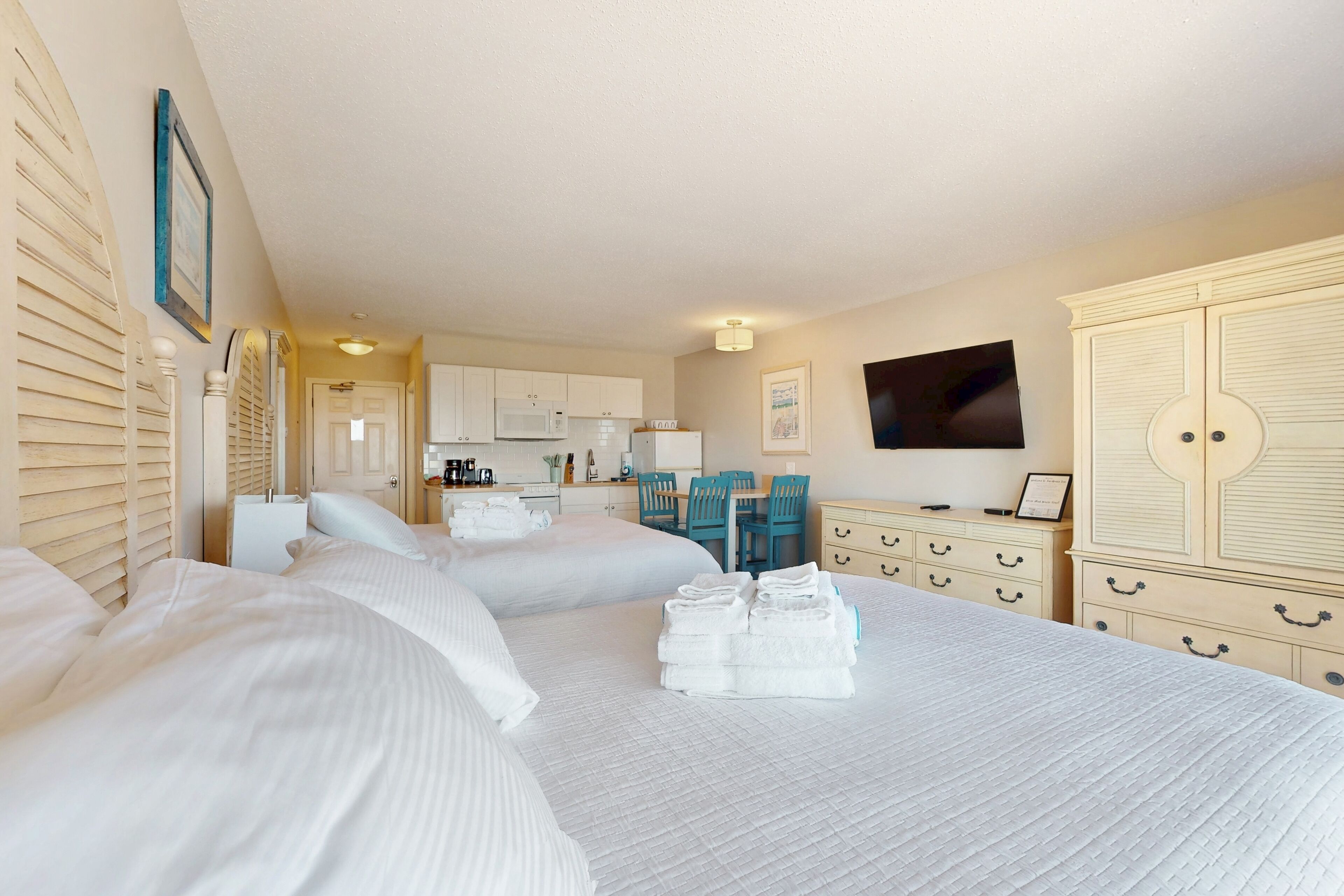 Free WiFi, bed sheets