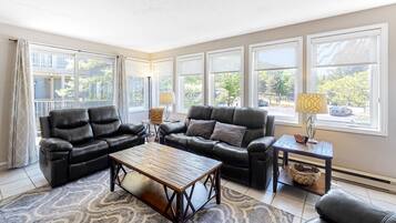 Kondominium, 2 kamar tidur | Area keluarga