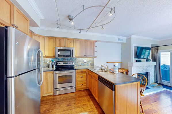 Condo, 2 Bedrooms | Living area - Chateau Ridge (The Blue Mountains)