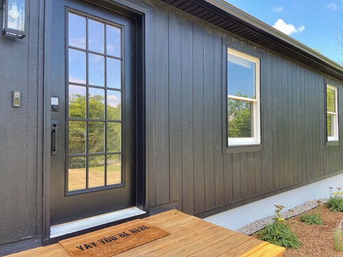 Serene Mid-Mod Ranch on 2 Acres in Gardiner