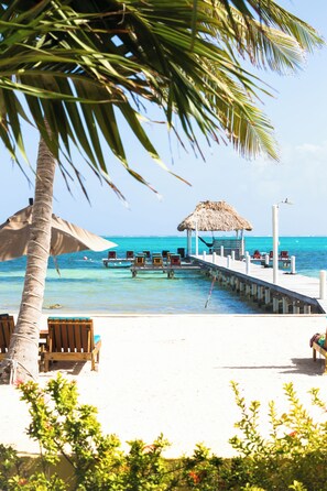 Property grounds - Pelican Reef Villas Resort (San Pedro)