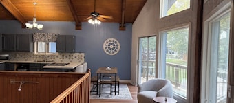 3br/3bth Colorado home next to Indian Rock with fishing hiking & biking