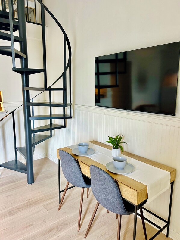 تناول الطعام