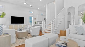 Interior - 3 Ensuite Bedrooms, Porches & BBQ Near Inlet Beach 30A Ciel Bleu by Avantstay (Panama City Beach)