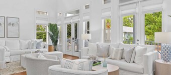 3 Ensuite Bedrooms, Porches & BBQ Near Inlet Beach 30A Ciel Bleu by Avantstay