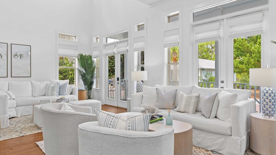 3 Ensuite Bedrooms, Porches & BBQ Near Inlet Beach 30A Ciel Bleu by Avantstay