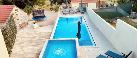 Piscina a l'aire lliure