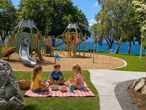 Children’s area - The Vale Lakehouse - Chelan Resort Suites - #110 (Chelan)