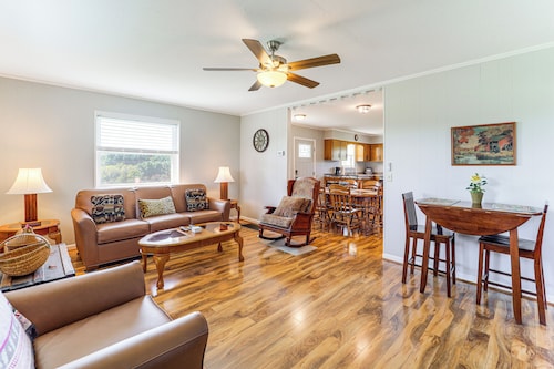 Unplug & Unwind! Piney Creek Home Near State Park
