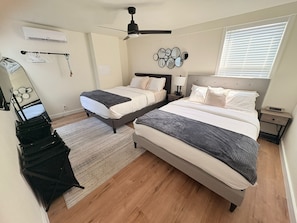 Iron/ironing board, free WiFi, bed sheets