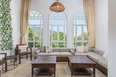 ローベルジュ ドゥ ドゥーマ フルハウス イン バトルーン