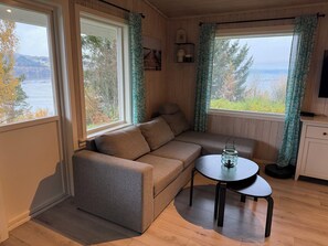 TV, fireplace, video games, stereo - Beautiful panoramic fjord view (Vestland)