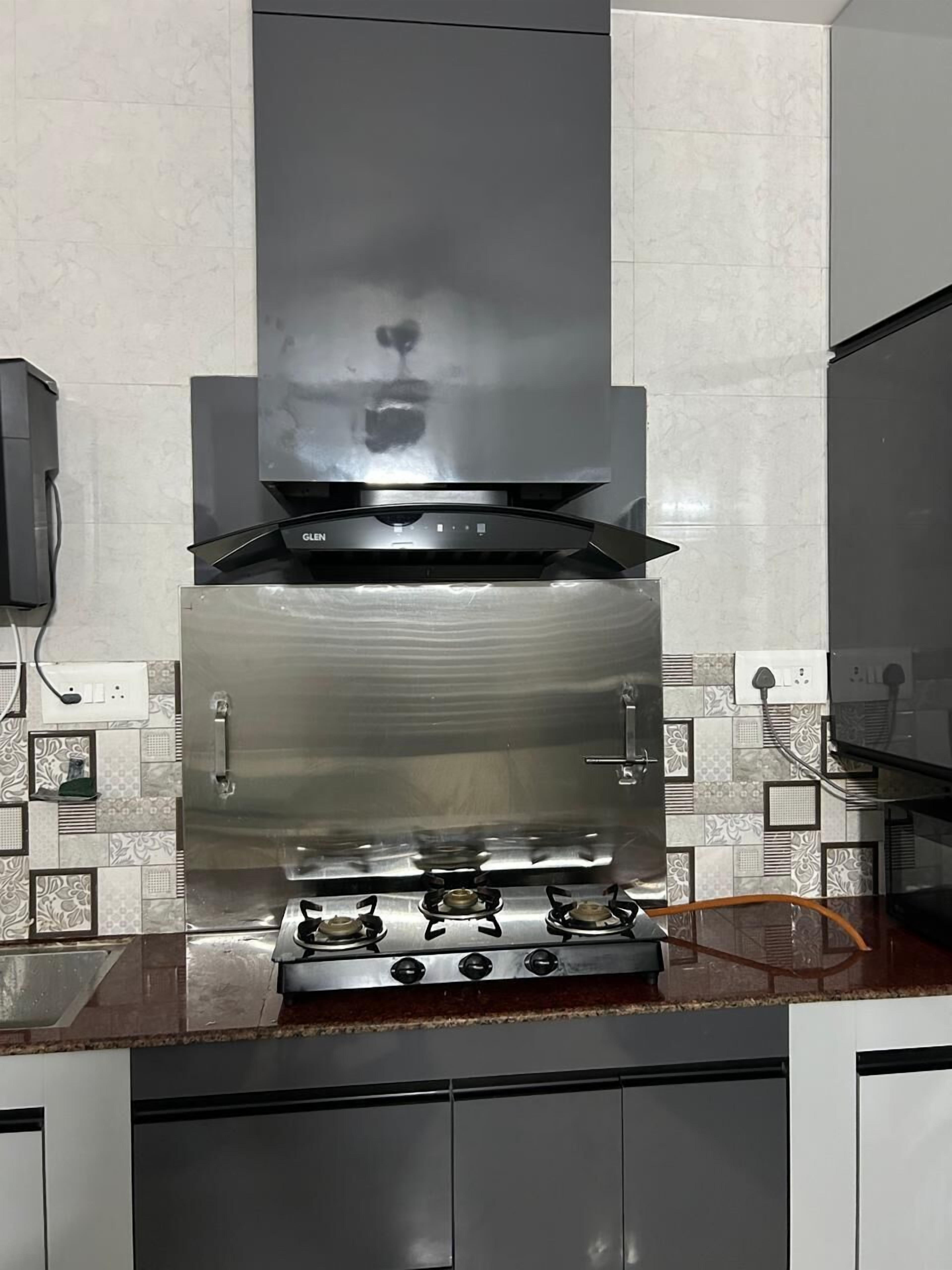 Refrigerador, tostadora