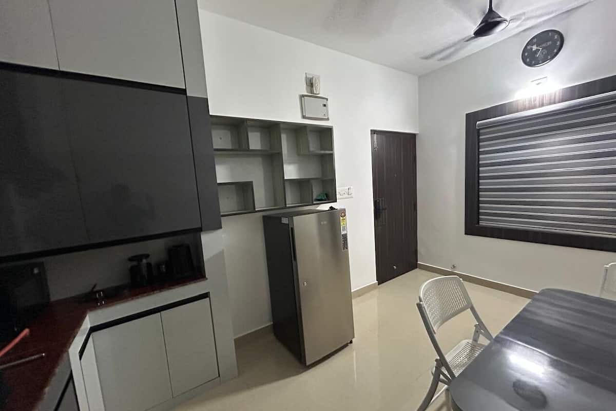 Familienapartment, 1 Schlafzimmer, Balkon | Eigene Küche | Kühlschrank